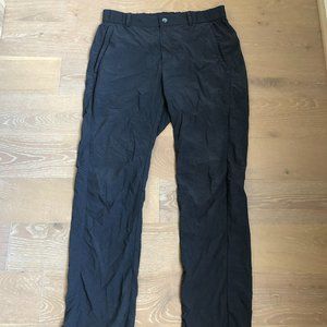 Very thin light grayish pant